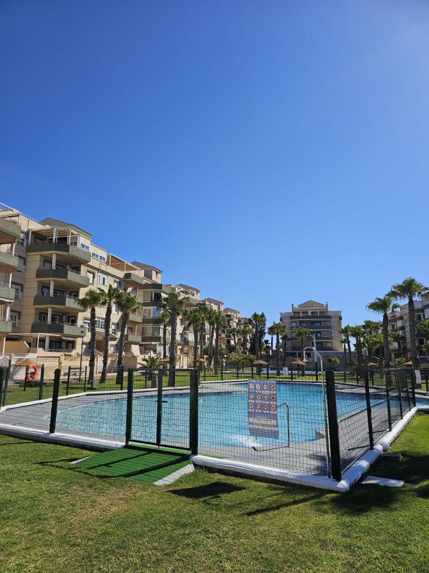 Piso Costa De Almeria Retamar  Eksteriør billede